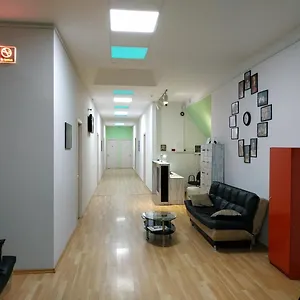 joihostel.alltbilisihotels.com/